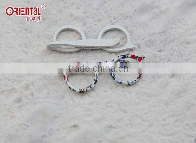 fashion glass brooch with printed color