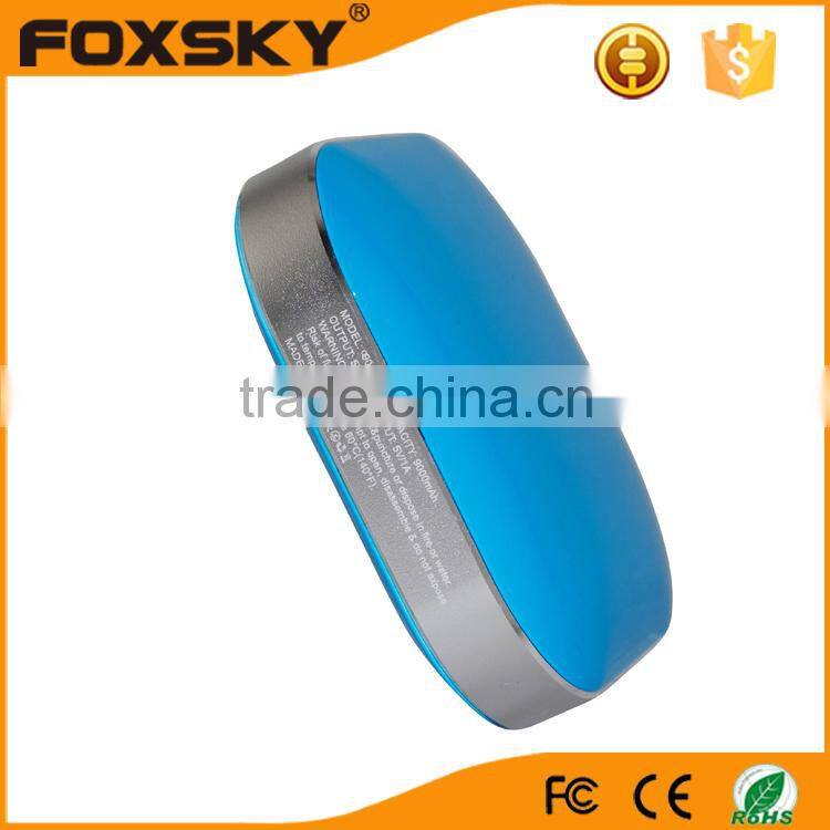 Hot-selling mobile power bank universal portable charger for pc