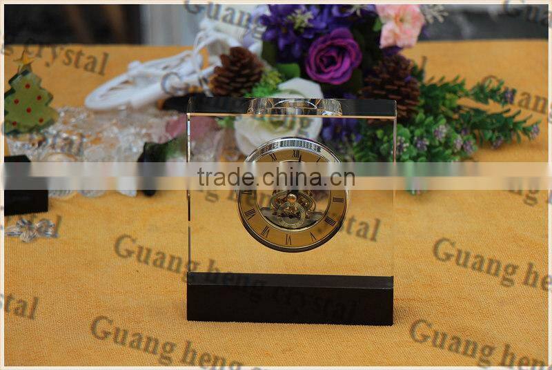2015 New Design Crystal Desk Clock