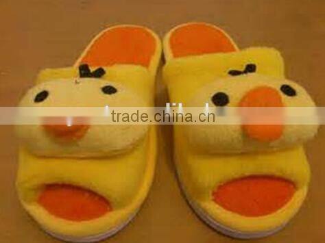 plush chicken slipper/soft toy factory made plush chicken slipper/yellow chicken soft slipper/custom animal slippers