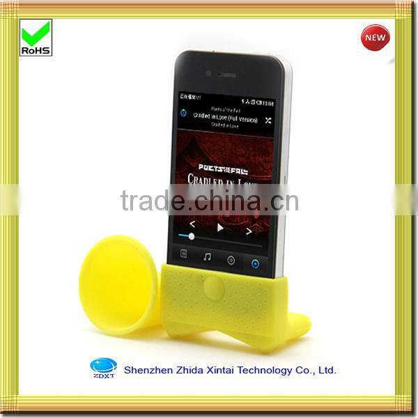 yellow mobile phone stand silicone portable mini speaker