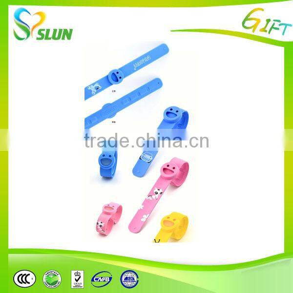China factory hottest selling cheap slap band watches