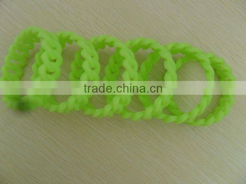 Customized Design silicone twist beaded bracelet