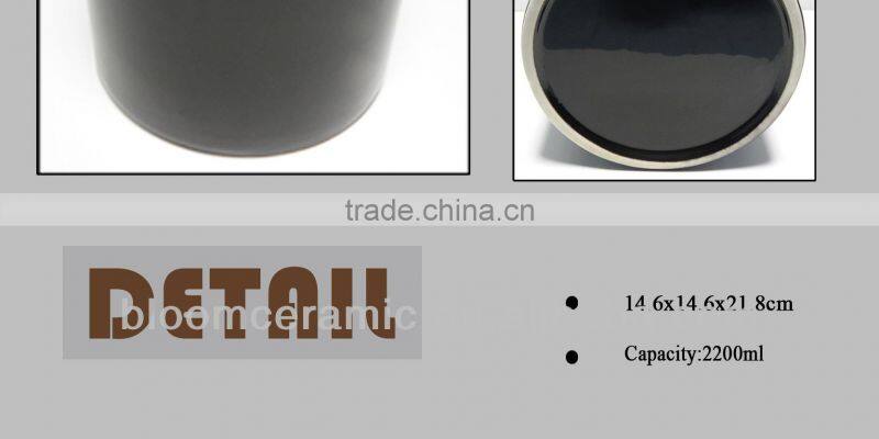 Porcelain food container for food stock
