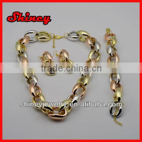 gold tone Lion Pendant Necklace set, inspired lion head medallion pendant necklace set, lion head jewelry