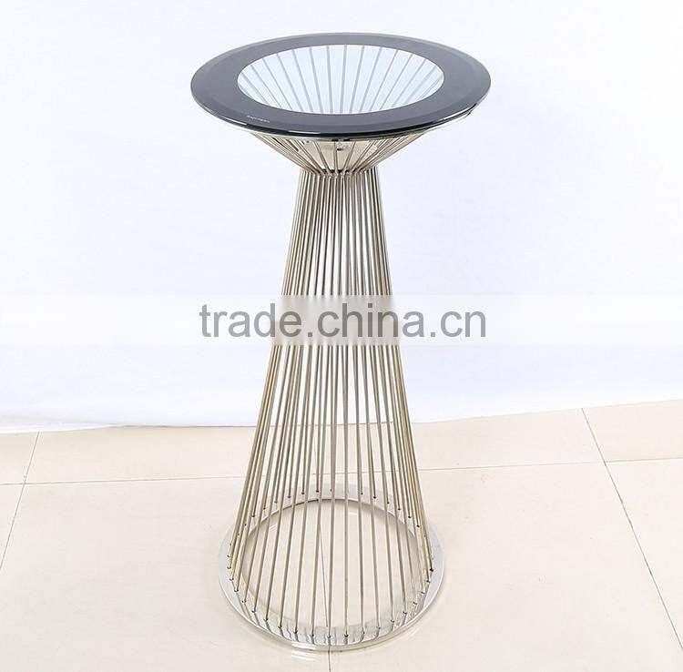 Glass round event wine table