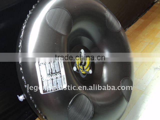 Inflatable cold resistant snow tube with slip patch