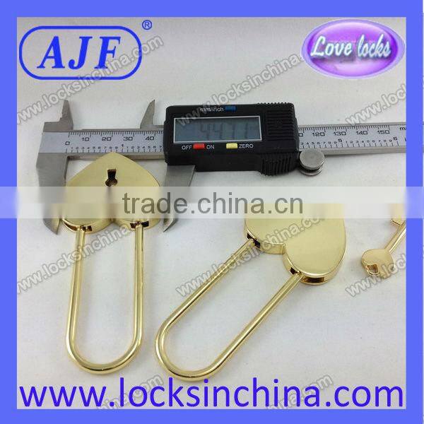 2014 NEWEST Inexpensive safe and reliable long hook golden locks