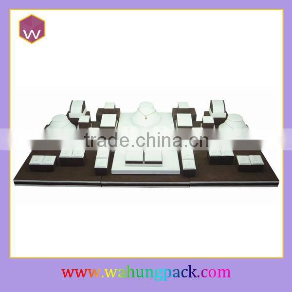 Wooden display for jewel sets, rings, earrings, bracelet
