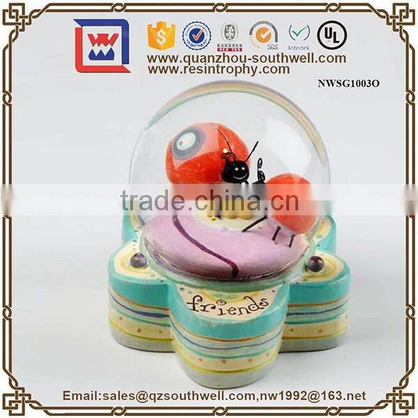 Custom Made Resin Souvenir Snow Globes Unique Snow Globes