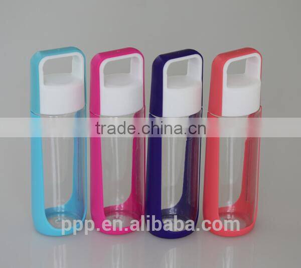 Plastic sports water bottle with top handle