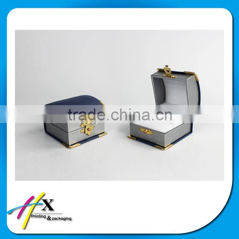 factory price vintage plastic jewelry box china supplier