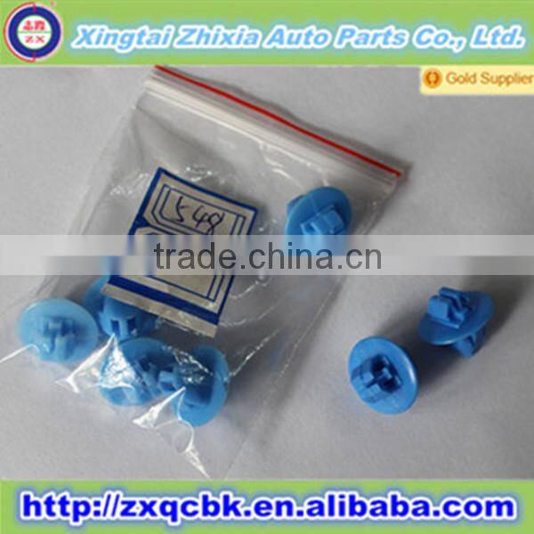 Auto clips and plastic fasteners on sell/Auto Door Panel Clips