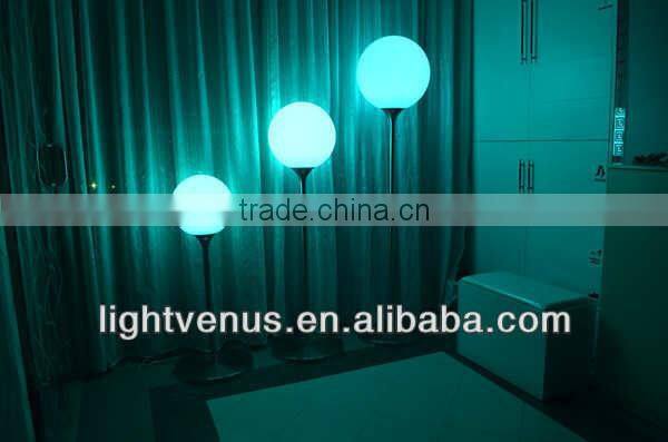 cordless Lighted table lamp with usb port for decoration