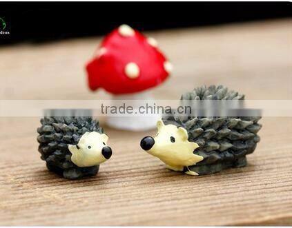 cy307 Miniature DIY Fairy Garden Accessories 3pcs/set,two hedgehog and one mushroom