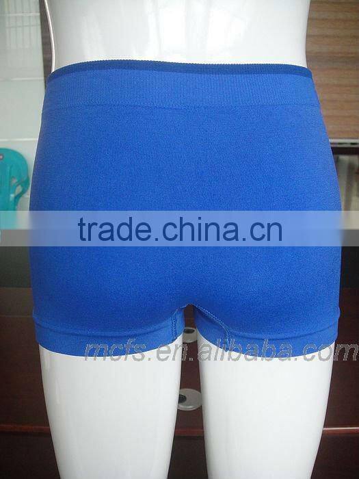 Seamless boy's underwear boxer shorts