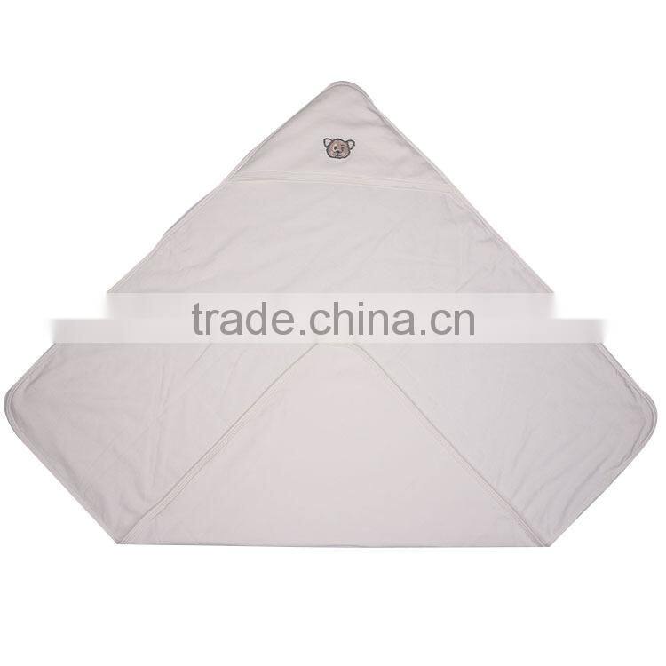 100% cotton weave and polyester 6~9 months newborn white baby patchwork quilt