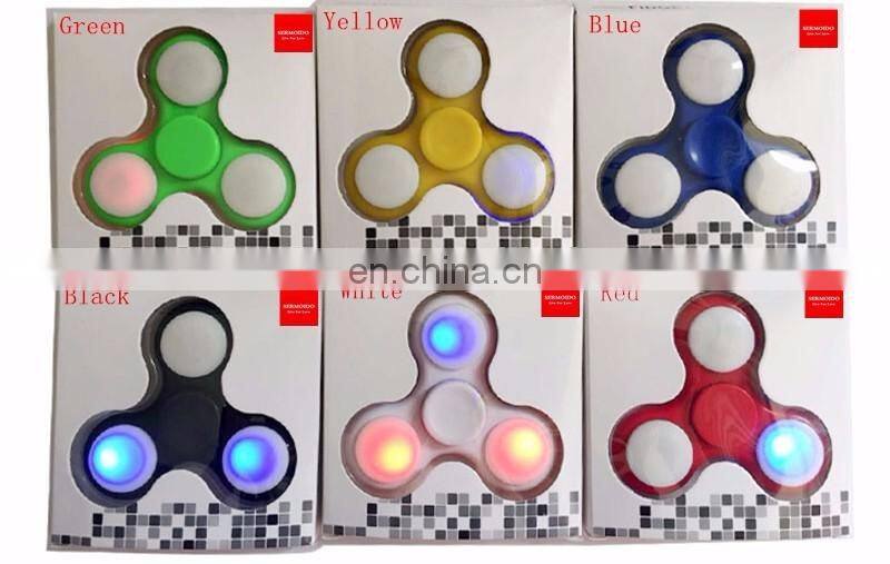 LED Hand Spinner Toys,Finger Spinner ,Tri Fidget Spinner with LED light
