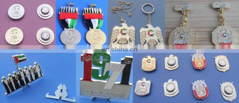 round shape customized UAE falcon image promotional gifts metal badge pin for 46th UAE national day