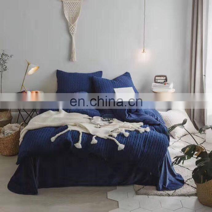 Decorative Warm Knitted Chenille Comforter Bedding Sheet Set