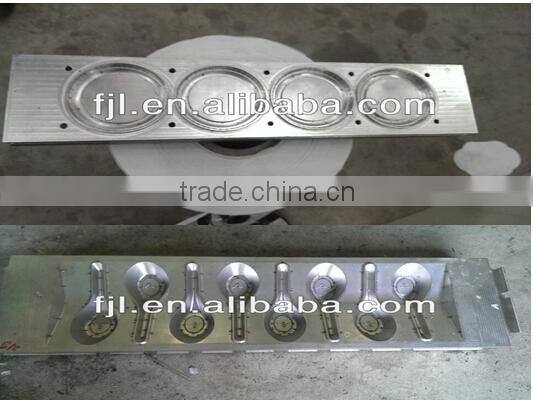 Automatic plastic cup lid thermoforming machine