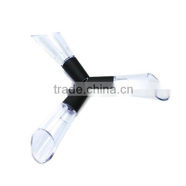 Elegant Transparent Wine Pourer