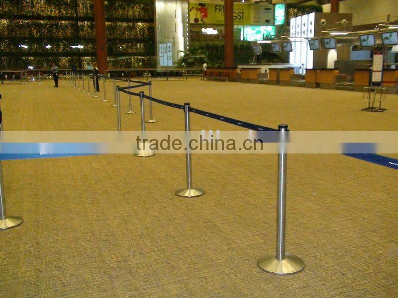 Glaro Extenda-Barrier Crowd Control Post