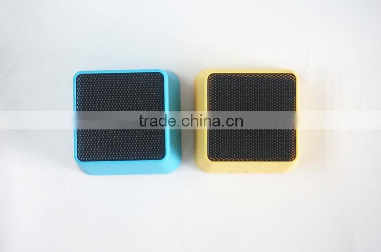 AWS1018 New Active green cute bluetooth speaker portable