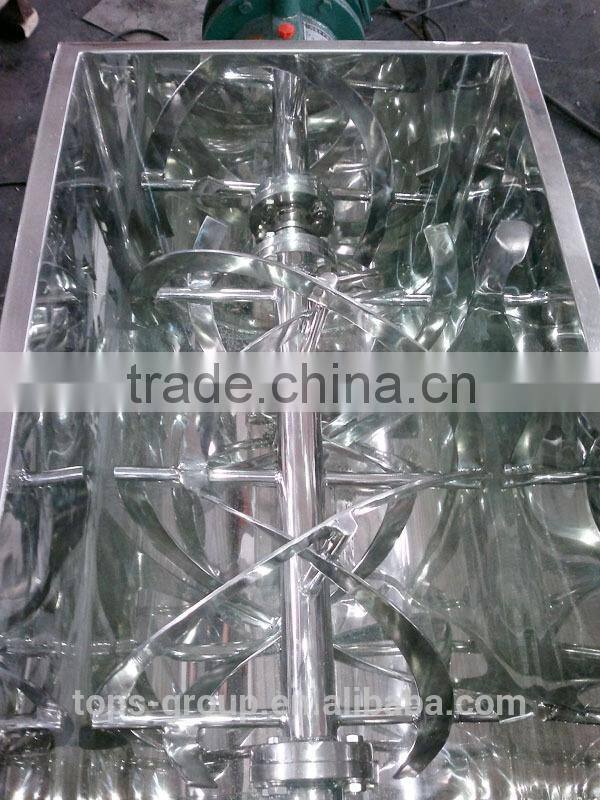 Durable low cost horizontal ribbon mixer with high rotation speed for animal fodder