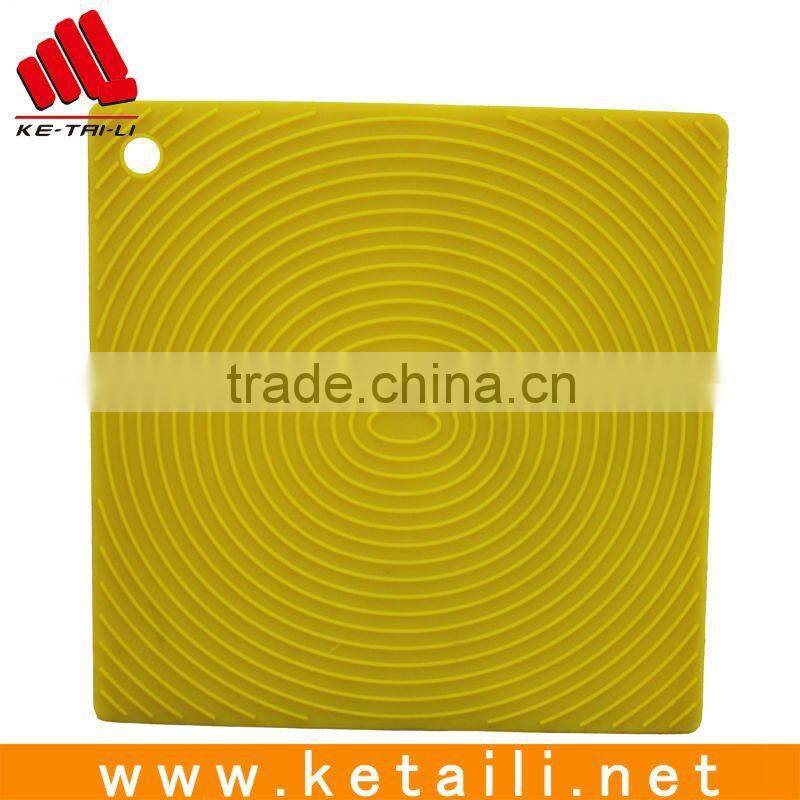 Various kitchen silicon mat