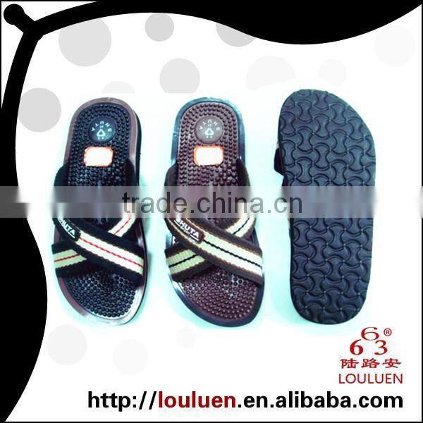 663 LOULUEN Latest Design Massage Slippers Cheap Wholesale Flip Flops