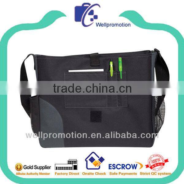 Wellpromotion designer branded 600D polyester adjustable single shoulder bag