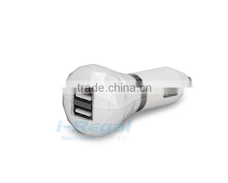 2015 New Arrival Phone Tablet dual usb car charger with 12v socket