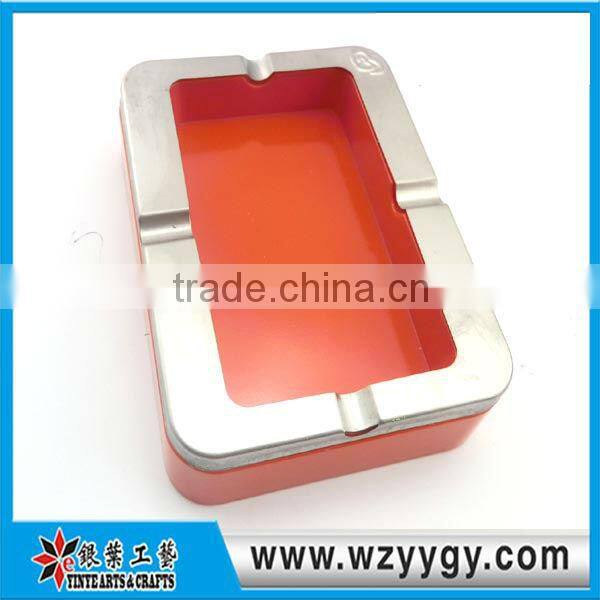2013 Top Grade Plastic Ashtray/Promotional Ashtray