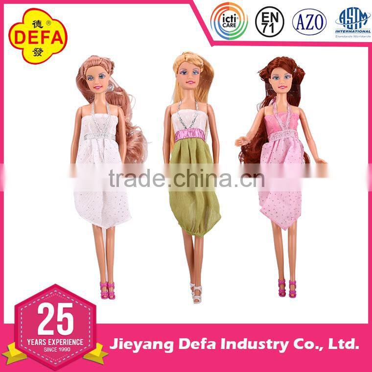 OEM cheap small plastic toys dolls