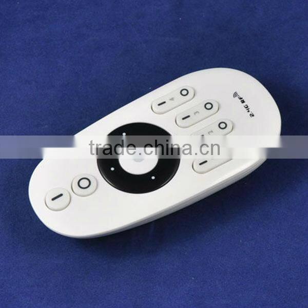 Remote control dimmable 2.4G wireless led bulb light E26