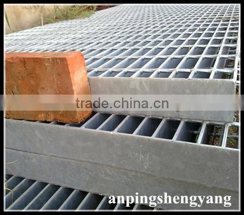 Hot Sell Heavy duty galvanized steel grating panel