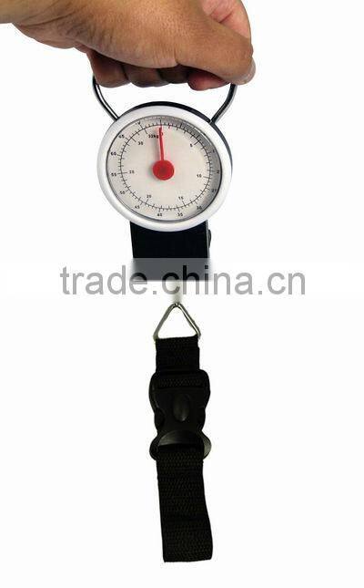 Manual travel luggage scale with strap