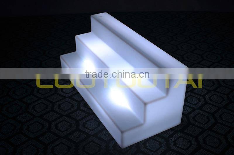 Unbroken high quality PE LED light up wine Holder/strong plastic wine display/bar furniture LTT-SF05A