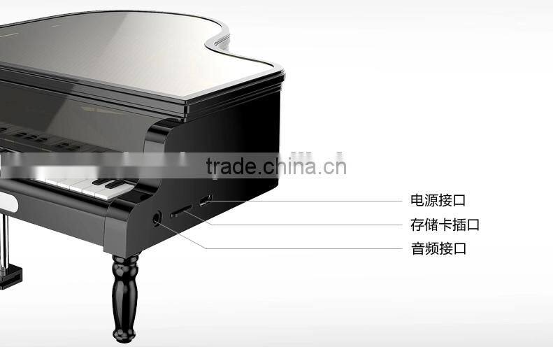 2015 New design portable mini bluetooth wireless piano speaker