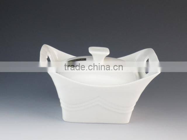 eco-friendly white porcelain casserole iron rack available