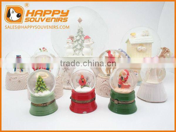 2016 High Quality Christmas Snow Globe with Music Function