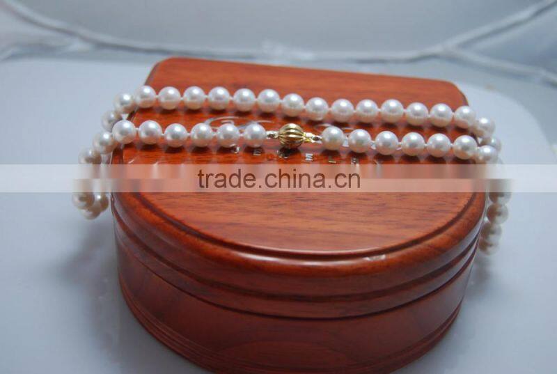 14K Gold 9-10 mm White South Sea Pearls Necklace