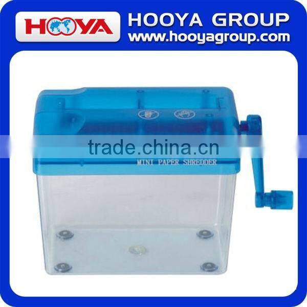 Mini manual paper shredder