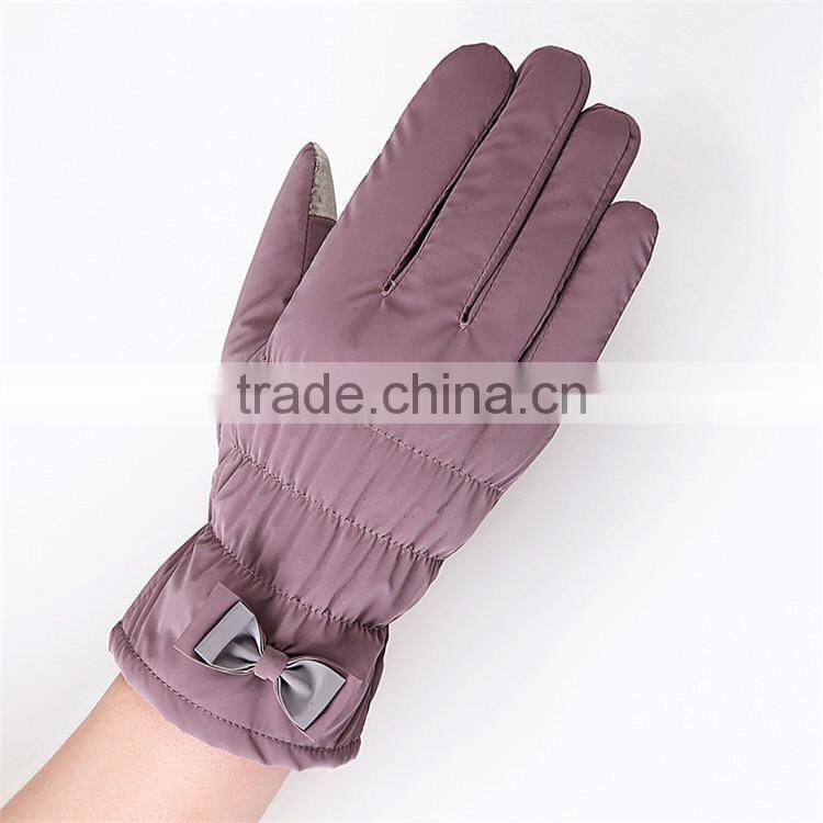 China Anti-slip Touch Screen Big Warm Cotton Polyester Gloves Winter Warm Embroidered Glove
