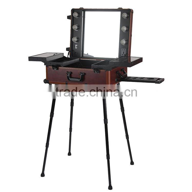 Lighted aluminum makeup case with legs with 4 universal wheels