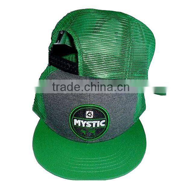 Custom 6 panel embroidery flat brim trucker mesh caps