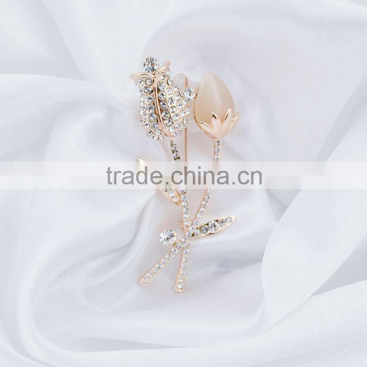 Personalized Flower Design Metal Gold Lapel Pin For Sales