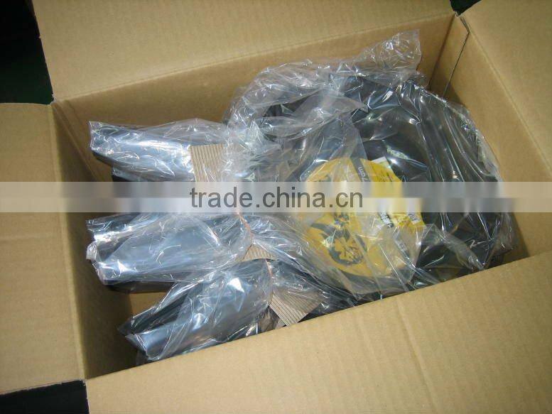 Iron deepfryer which it is crispy and is fried deliciously