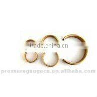 Bottom connection pressure gauge manometer for pneumatic system